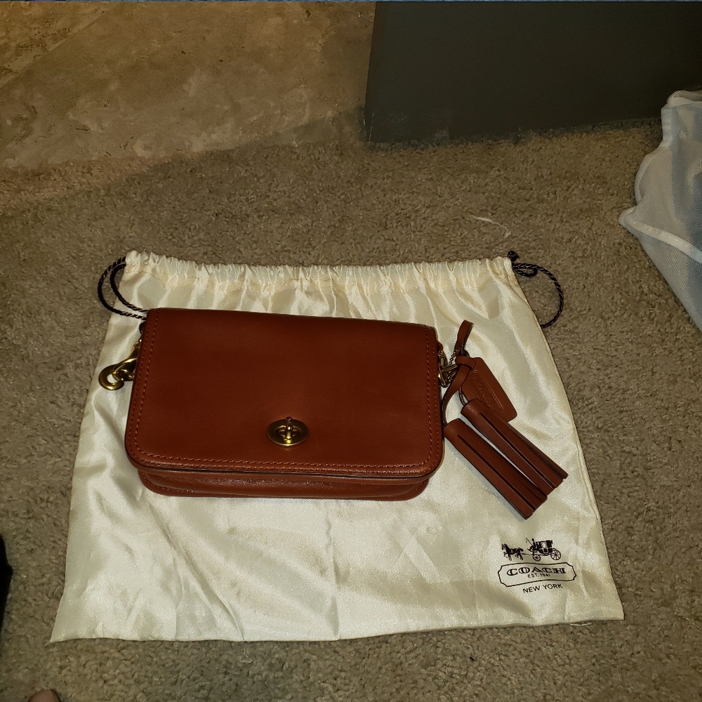 EUC Authentic Coach crossbody